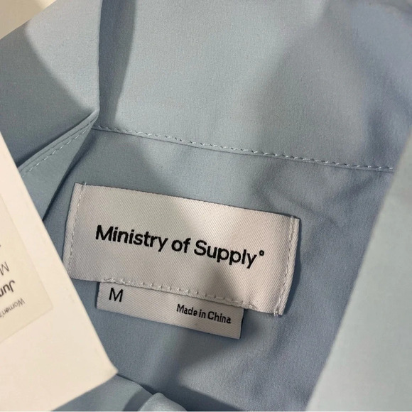 Ministry Of Supply Juno Mock Neck Tank Chambray Blue - Picture 7 of 10